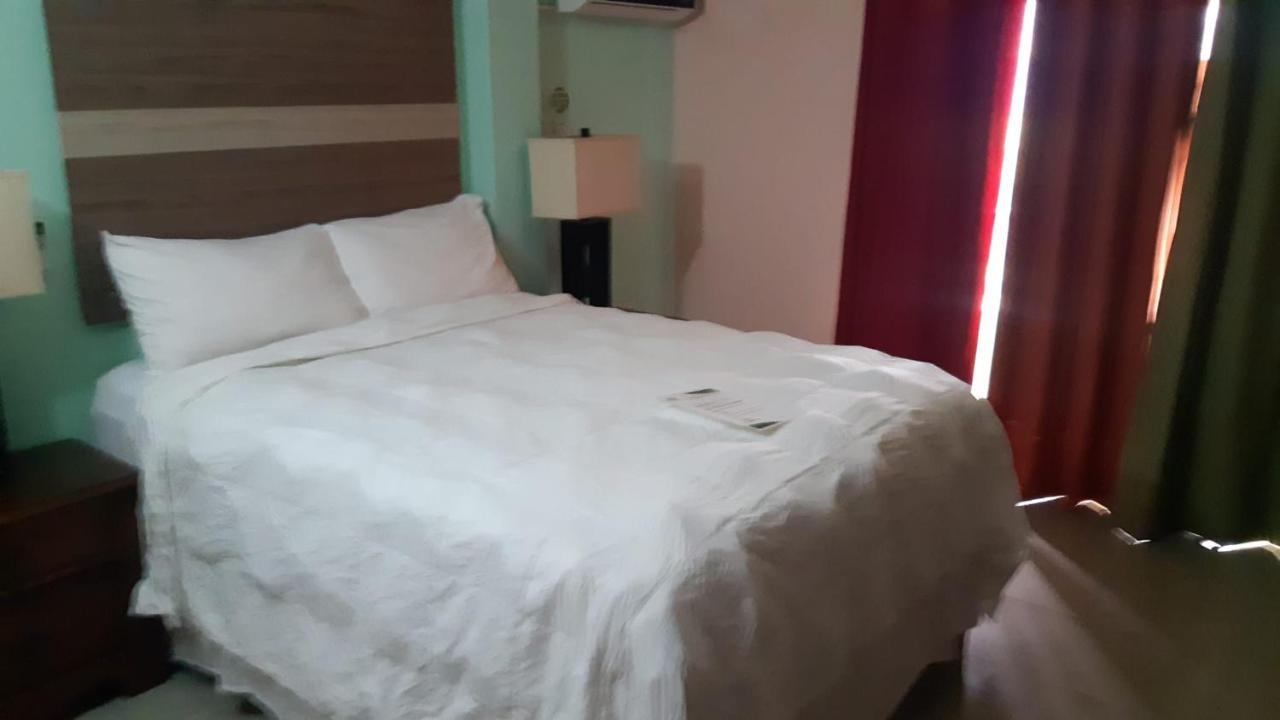 Matthew'S Miracle View Bed & Breakfast โรโซ ภายนอก รูปภาพ