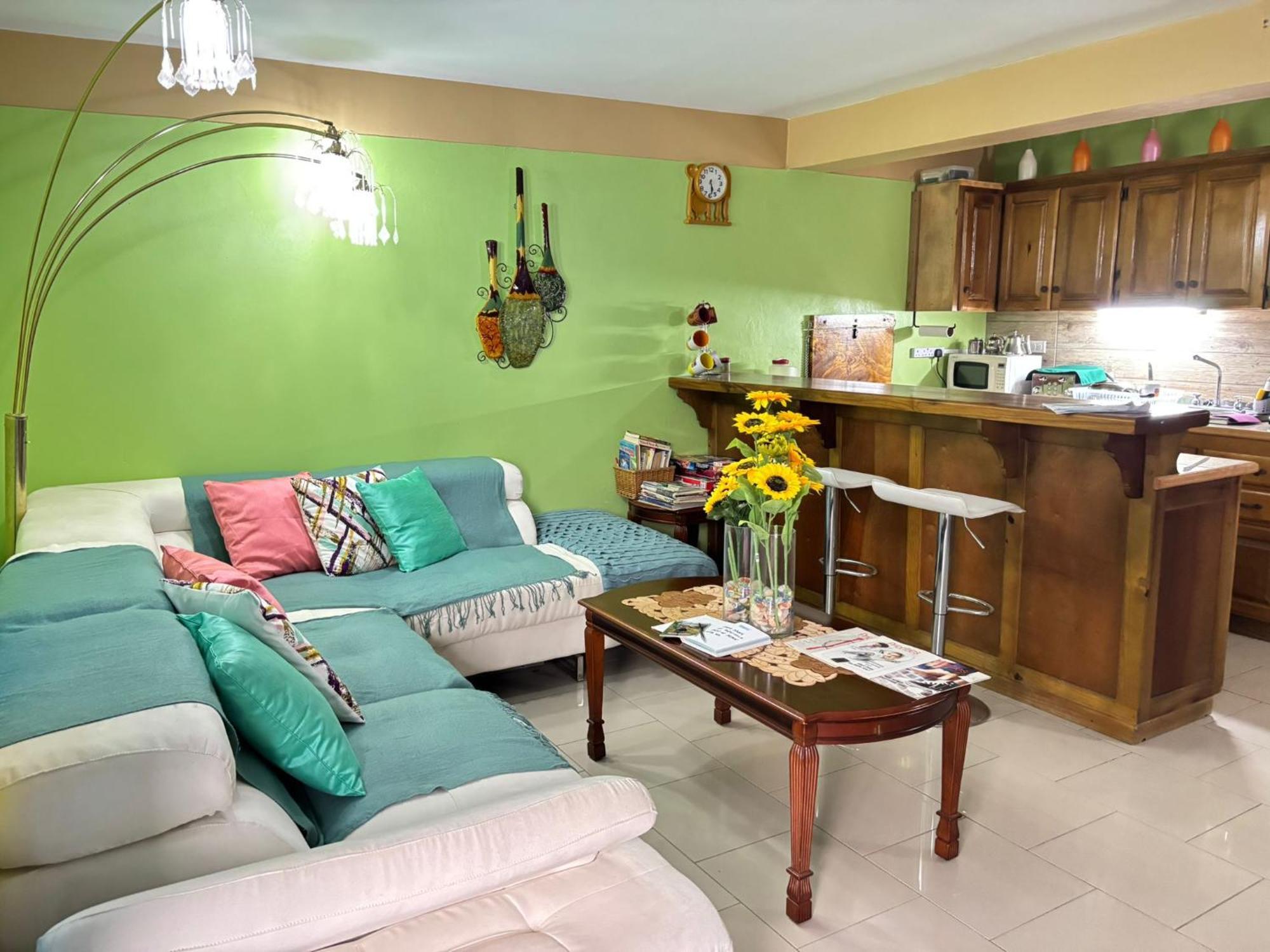 Matthew'S Miracle View Bed & Breakfast โรโซ ภายนอก รูปภาพ